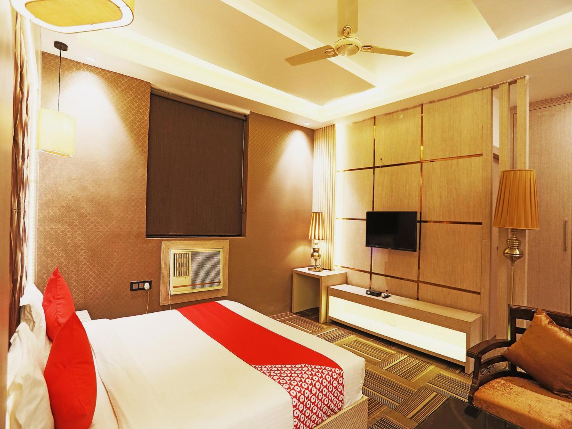 Fabhotel Ronald Inn Faridabad Eksteriør bilde