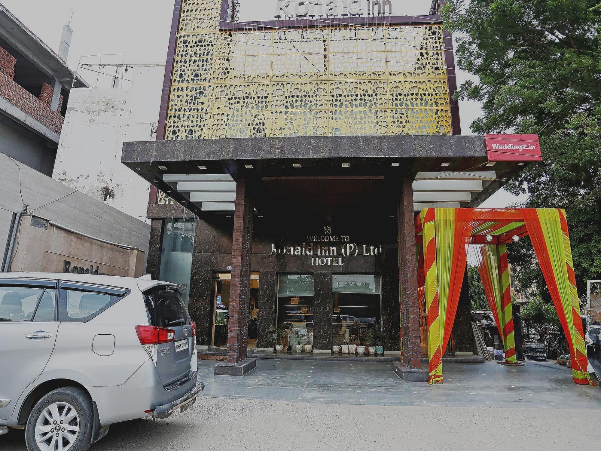Fabhotel Ronald Inn Faridabad Eksteriør bilde