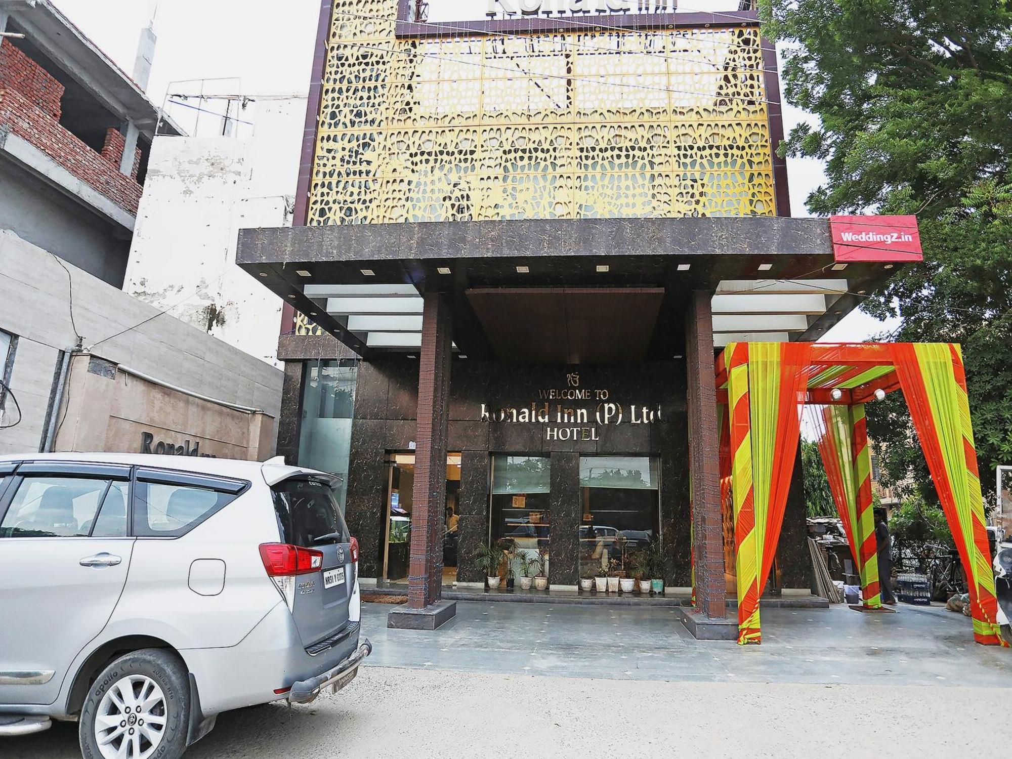 Fabhotel Ronald Inn Faridabad Eksteriør bilde