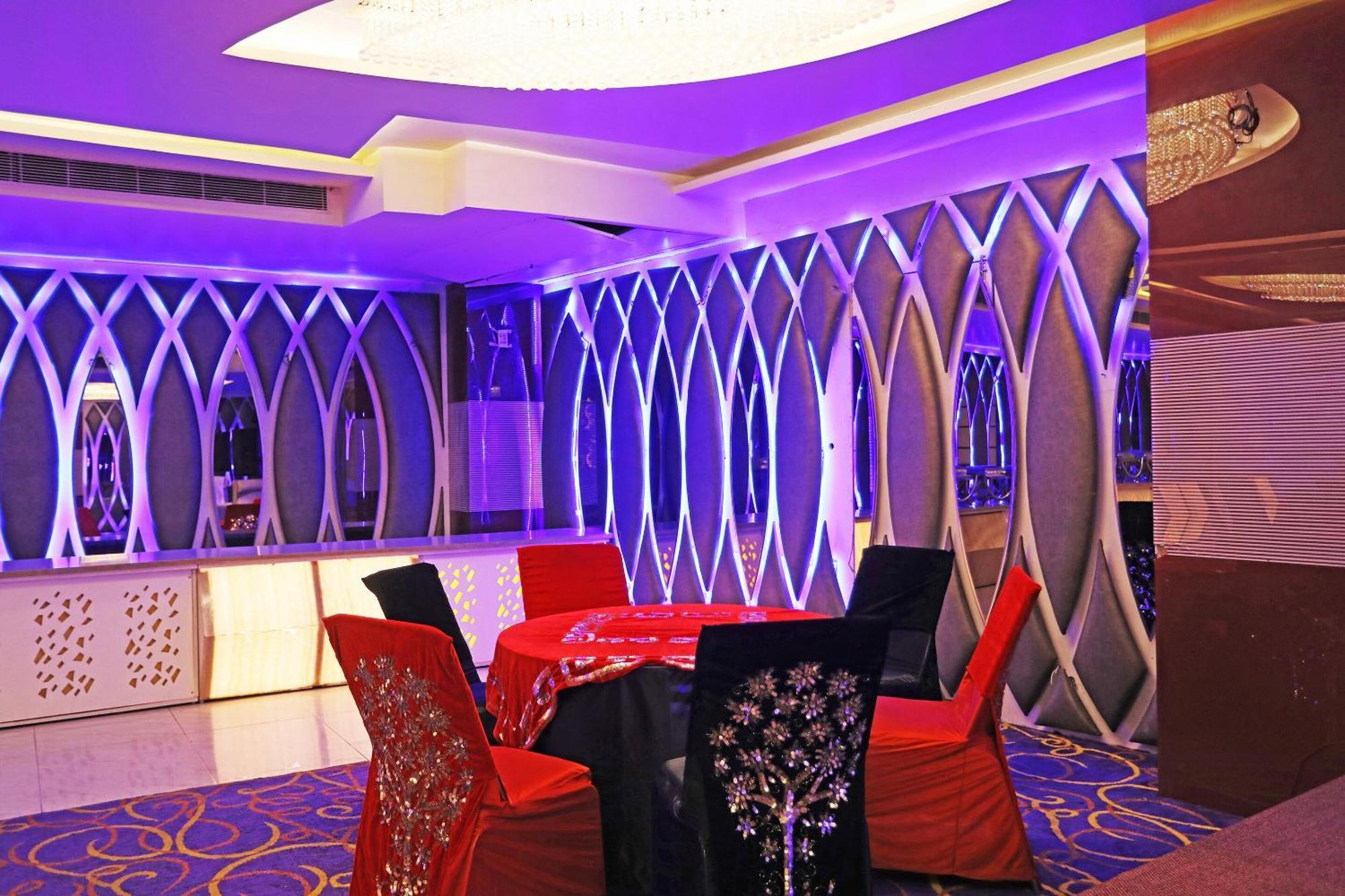 Fabhotel Ronald Inn Faridabad Eksteriør bilde