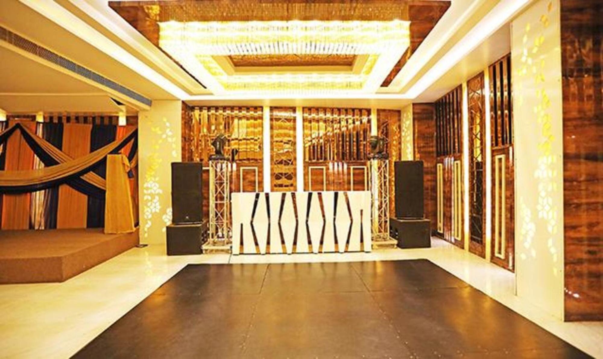 Fabhotel Ronald Inn Faridabad Eksteriør bilde
